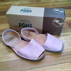 Classic Style Pons