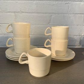 Speckled earthenware mug set