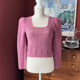 Square neck puff sleeve crochet top