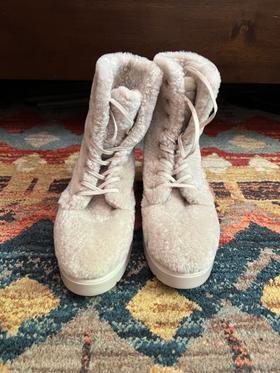 Mckenzee Shearling Chill Boot
