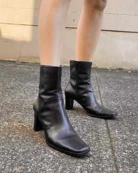 90s square toe leather boots