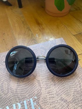 Navy blue round sunglasses
