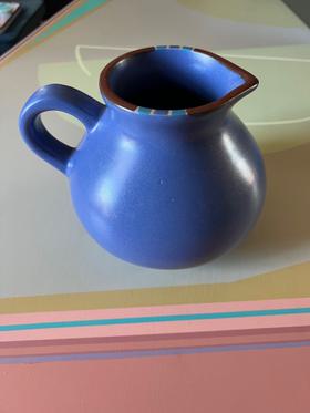 ultramarine color jug