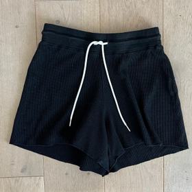 Organic Cotton Shorts in Jet Black