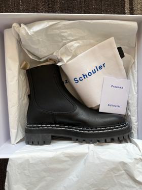 Lug Sole Chelsea Boot (PS35115A)