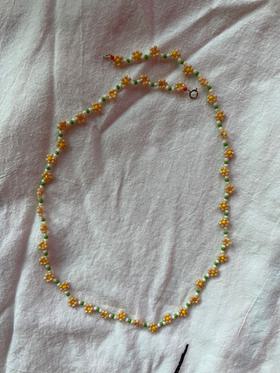 18.5” beaded flower necklace