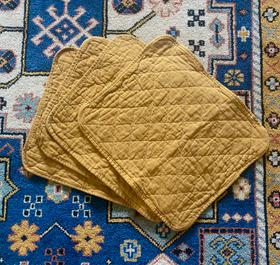 Quilted Placemat Set