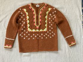 Vintage Embroidered Pullover