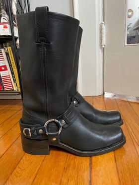 Belted harness boots