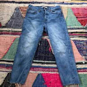 Levis Iconic Wedgie Straight Jeans