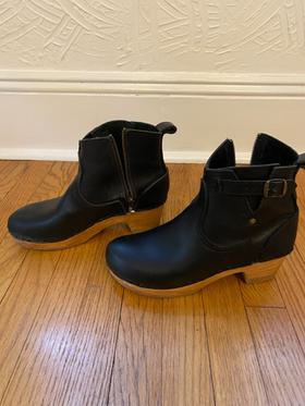 Leather Clog Buckle Boot on Mid Heel