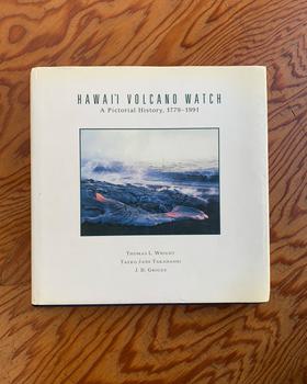 1992 Hawaii Volcano Watch Book