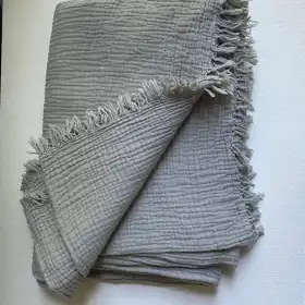 Crinkle Blanket