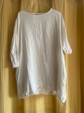 Linen tunic with pockets