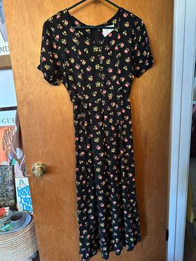 Floral Midi Dress with Flower Buttons!