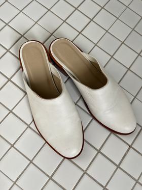 White Leather Mule