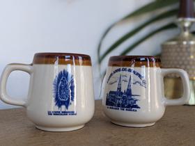 Set of 2 Vintage Mugs from Quebec