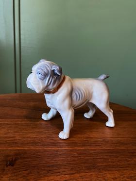 Sculptural bulldog