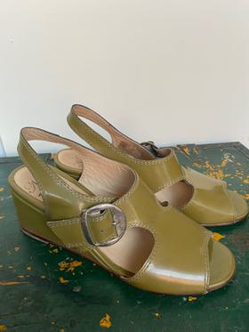olive green wedge no. 6 leather sandal