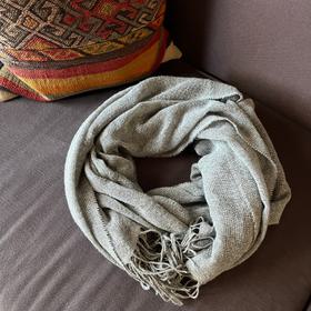 Large scarf/shawl