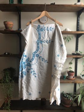 linen hand embroidered table cloth