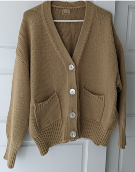 Cardigan No. 16 in Chicory Root