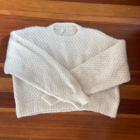 Gia sweater