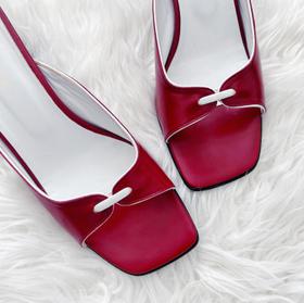 90s/Y2K Bloomingdale’s Red Sandals