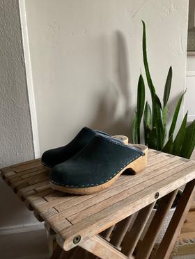 Simple Wooden Clog