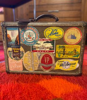 Vintage Novelty Suitcase w/ travel stick