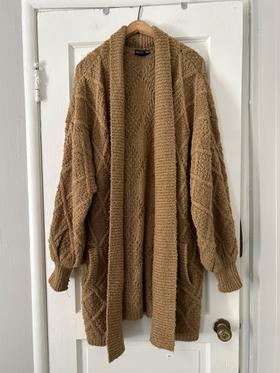 Oversized chunky knit cardigan sweater