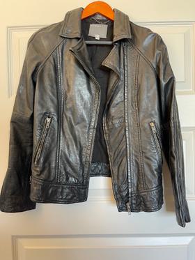Like-new fitted leather Muubaa jacket