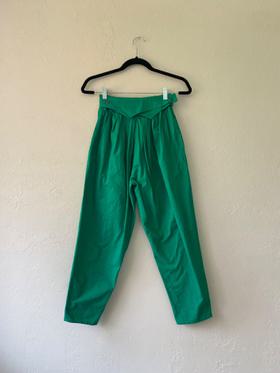Ultra high-rise pants made in Italy