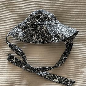 Palmer Hat- black splatter