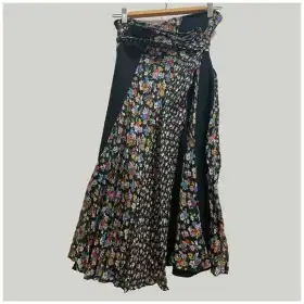 2005 Tricot Collection Floral Wrap Skirt