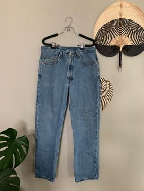 Vintage 90s Levi’s red tab 550s
