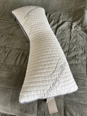 Natural latex body pillow