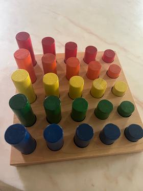 Montessori wooden sorting peg board