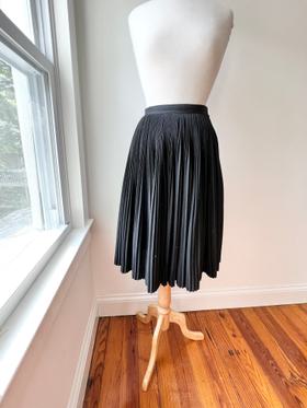 60s black pleated skirt handmade