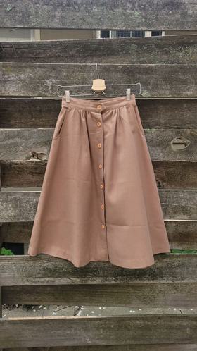 Vintage brown button skirt