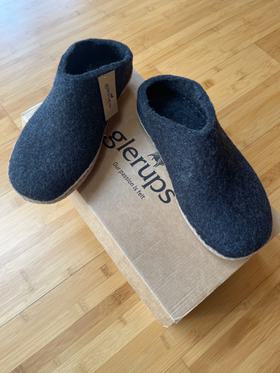 Slip On Wool slippers