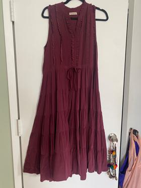Minetta dress in Bordeaux