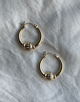 Vintage 14K Gold Hoops w/ Ribbed Ball