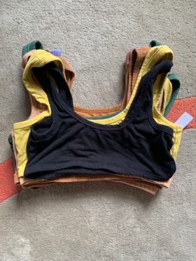Wide bra straps and tank bundle