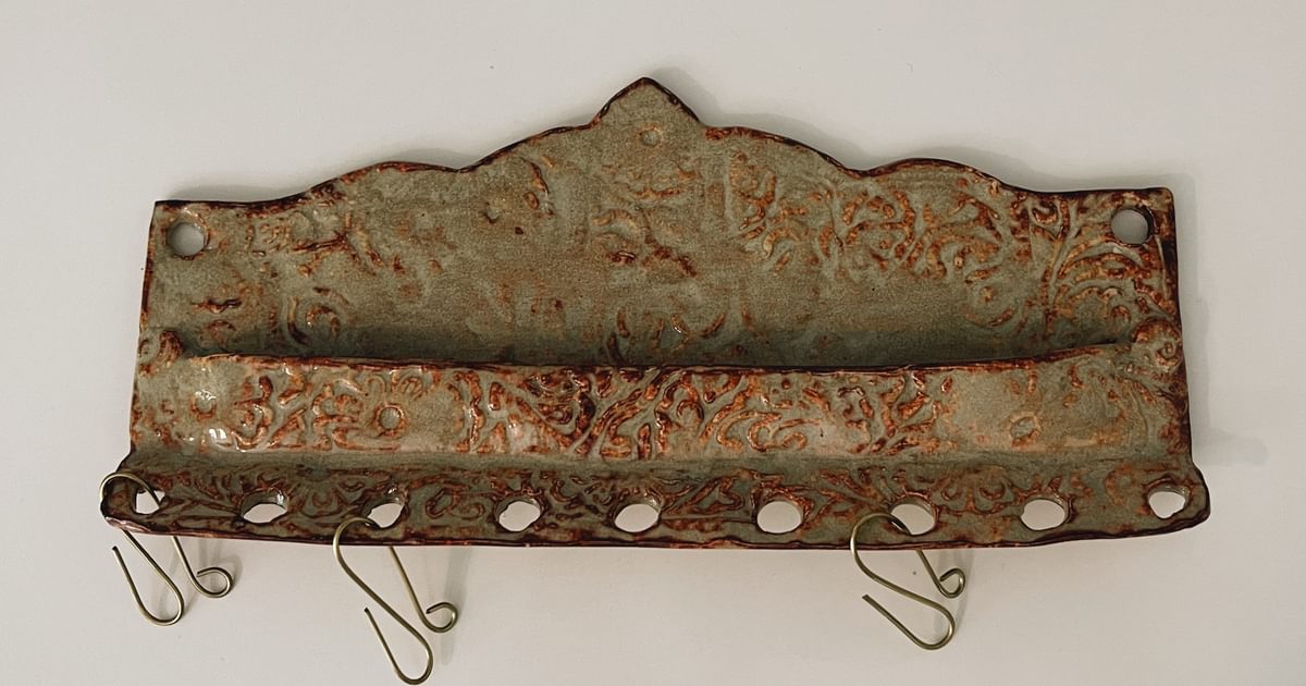 Handmade Ceramic Letter & Key Holder | Used,… | Noihsaf Bazaar